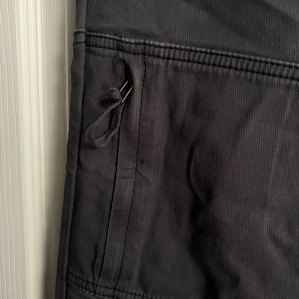 Gray Cargo Pants Anthropologie 2S​ - Picture 2 of 5